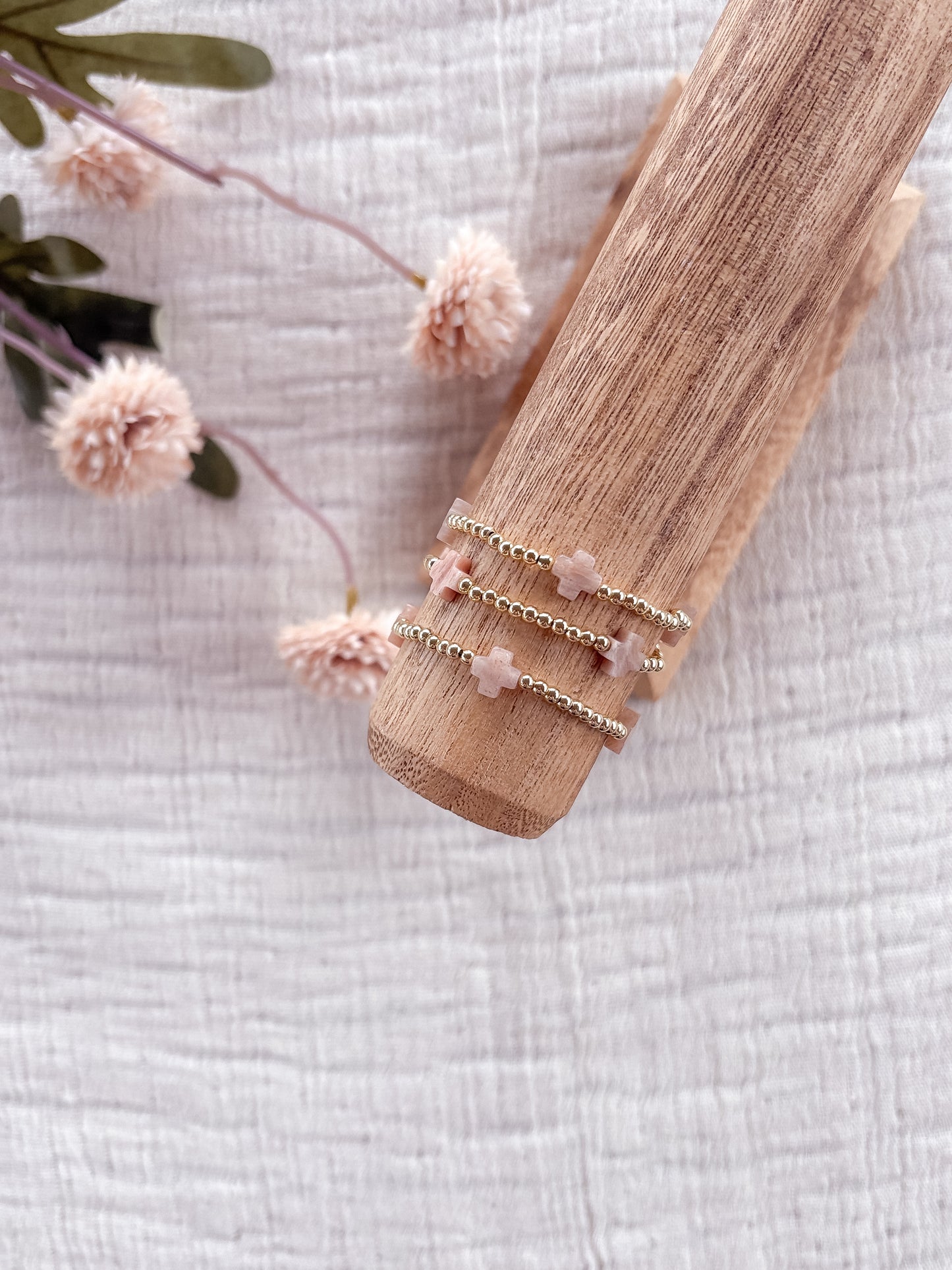 Set Free Cross Bracelet
