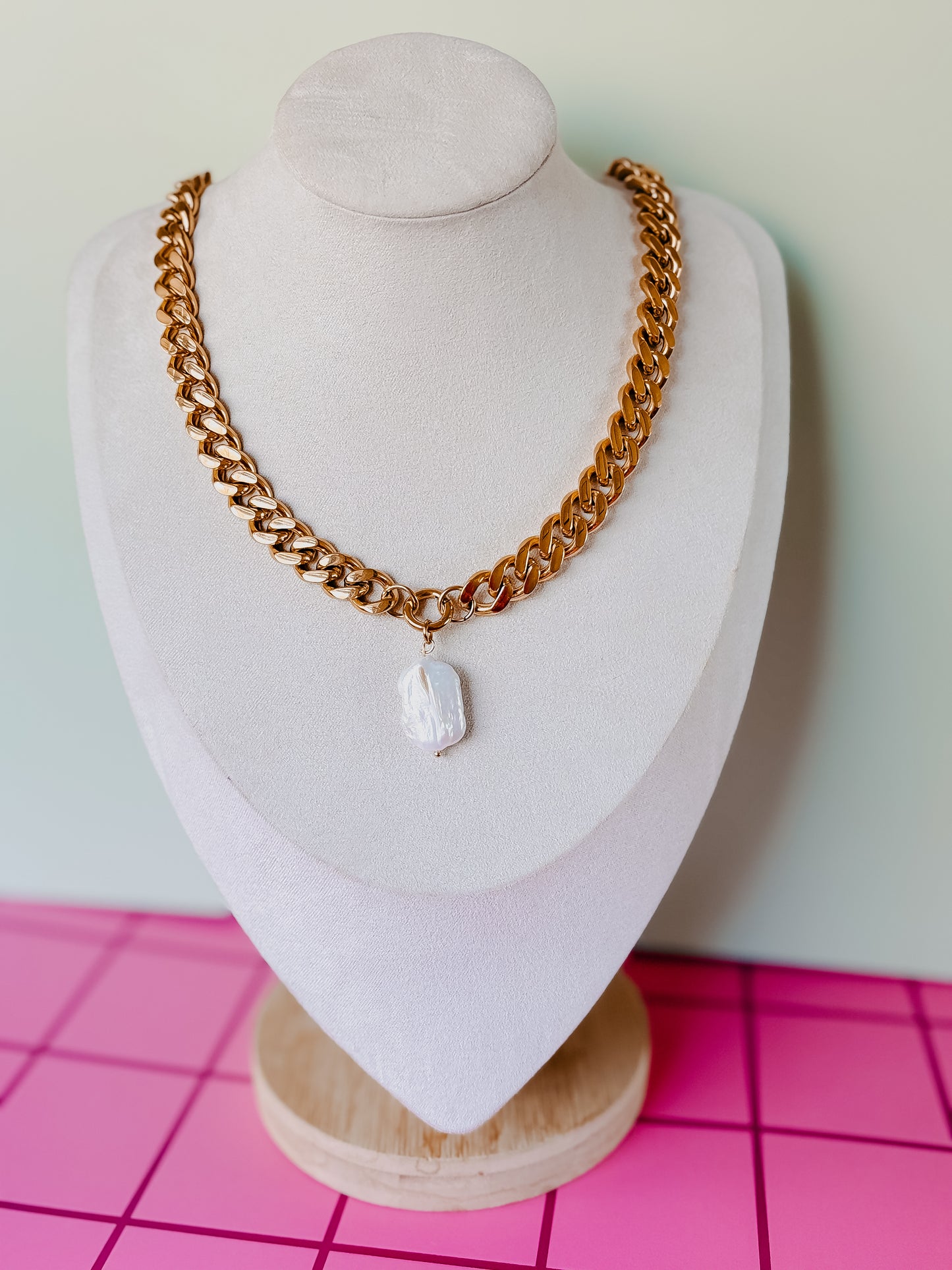 Meet Me at Sunset Necklace