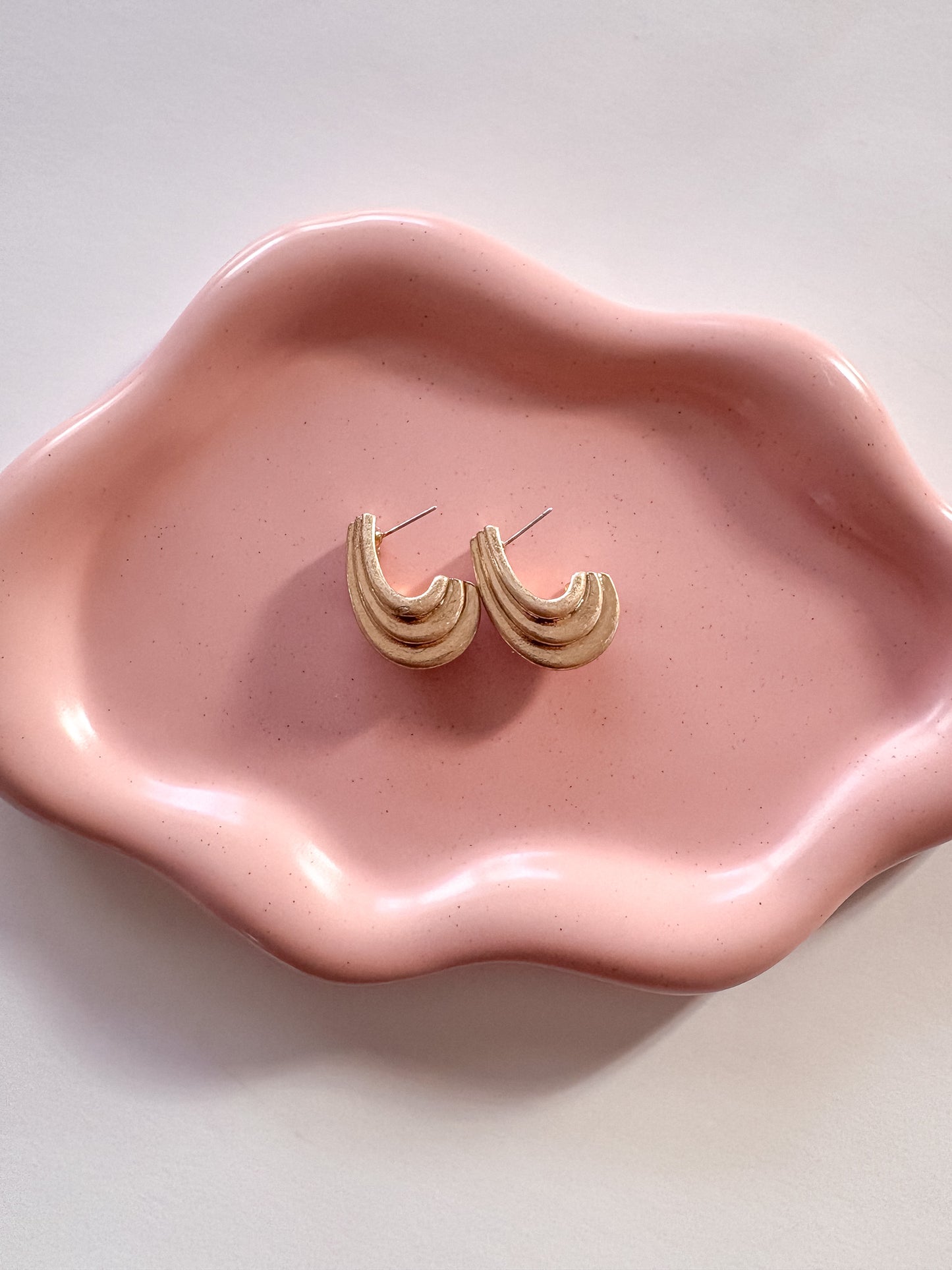 Vada Arch Statement Earrings